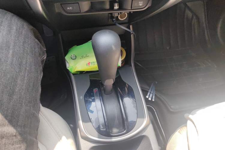 Used Honda City 2015 1.5L CVT Luxury Edition Gear Lever
