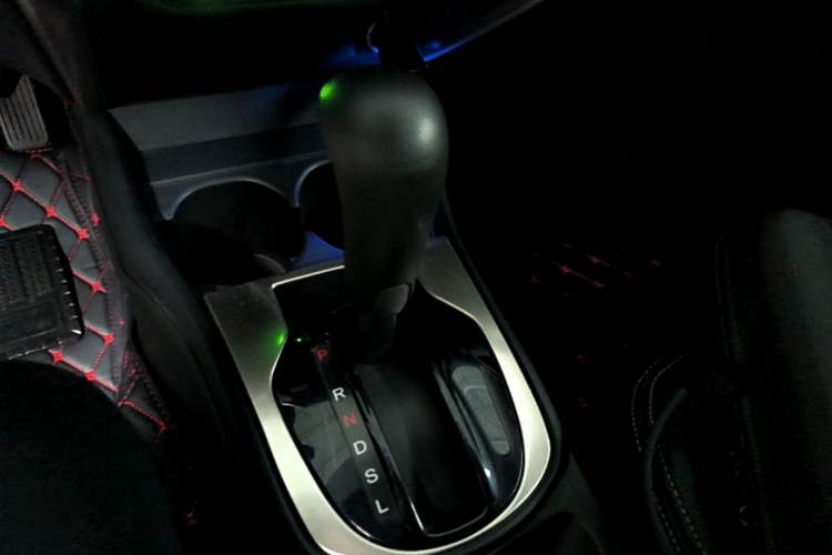 Used Honda City 2015 1.5L CVT Comfort Version Gear Lever