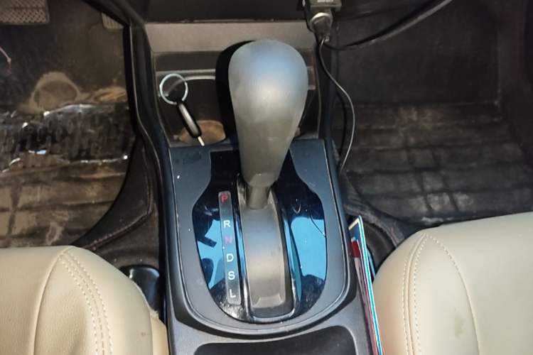 Used Honda City 2015 1.5L CVT Comfort Version Gear Lever