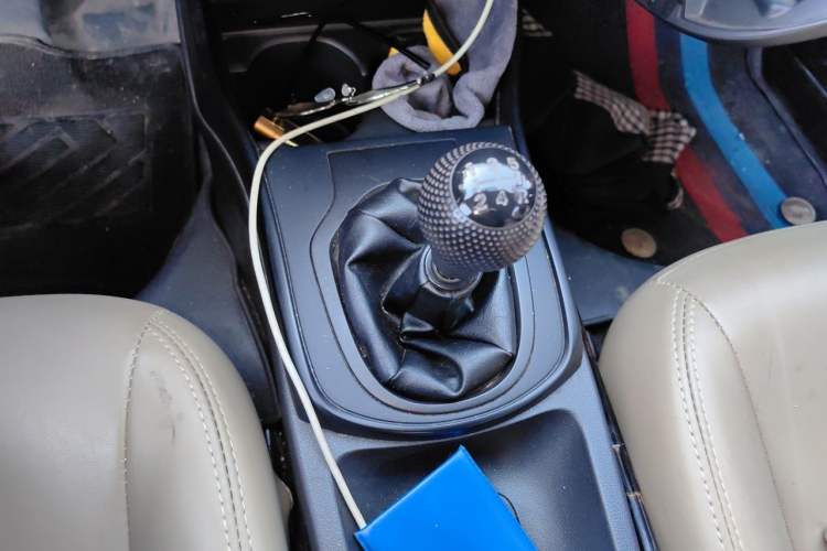 Used Honda City 2015 1.5L manual Comfort version Gear Lever