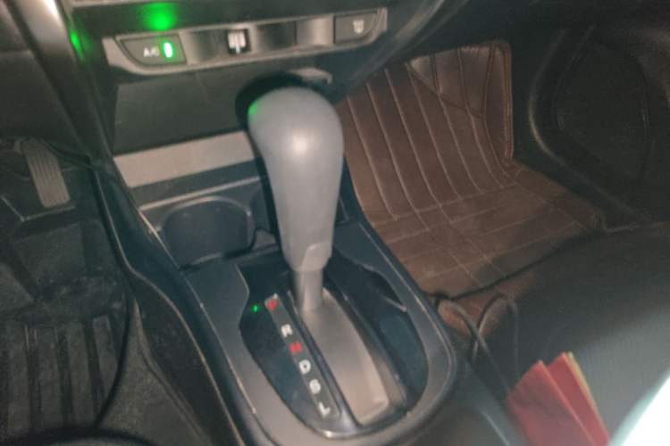 Used Honda City 2015 1.5L CVT Comfort Version Gear Lever