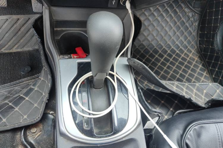 Used Honda City 2015 1.5L CVT Luxury Edition Gear Lever