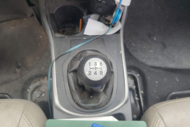 Used Honda City 2015 1.5L manual luxury edition Gear Lever