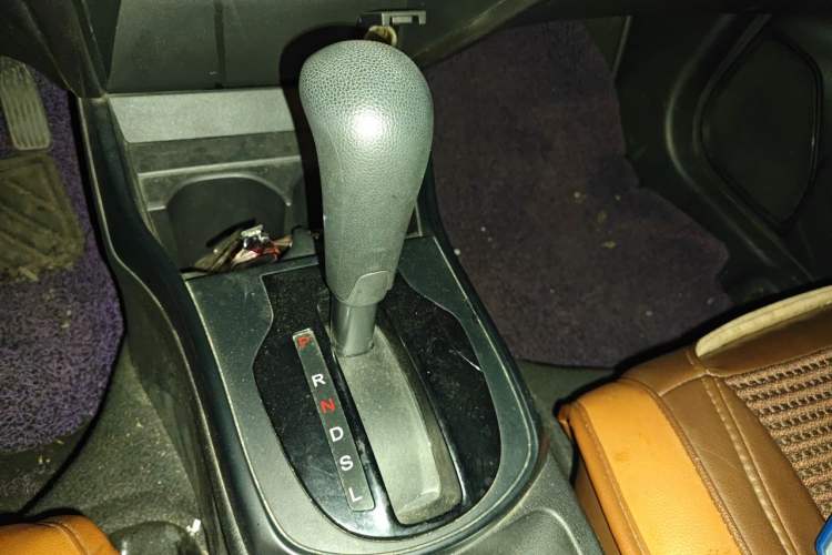 Used Honda City 2015 1.5L CVT Comfort Version Gear Lever