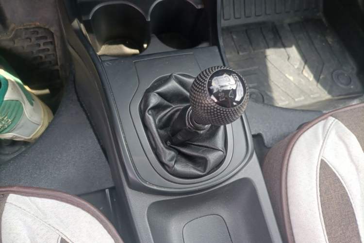 Used Honda City 2015 1.5L manual Comfort version Gear Lever