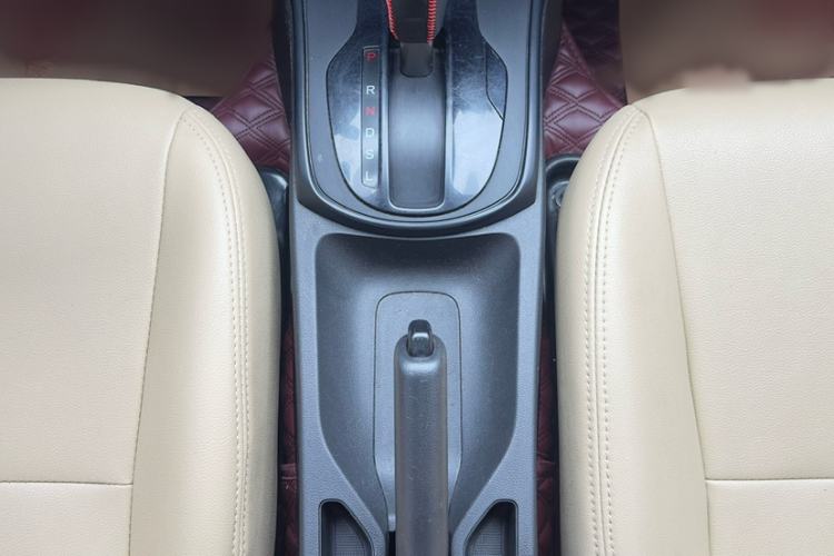 Used Honda City 2015 1.5L CVT Comfort Version Gear Lever