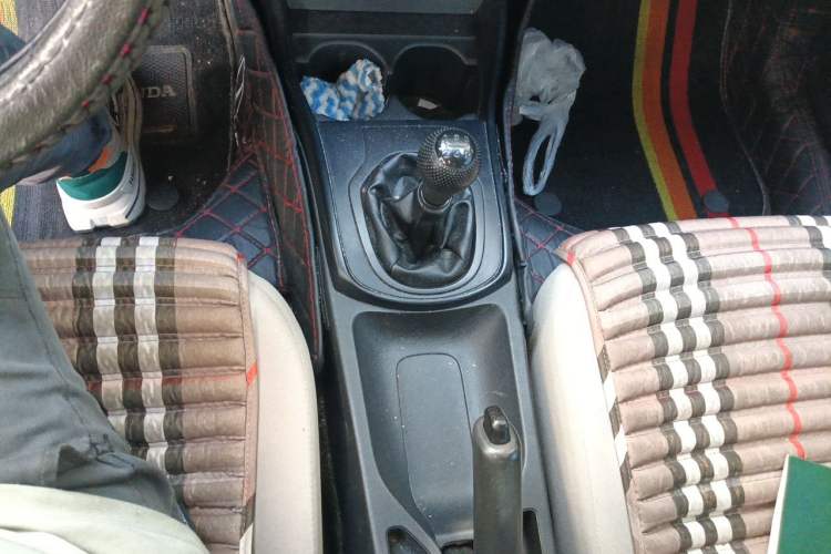 Used Honda City 2015 1.5L manual Comfort version Gear Lever