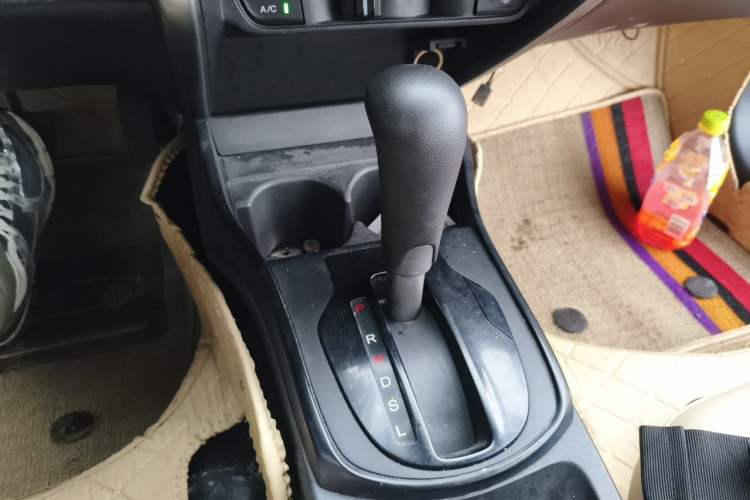 Used Honda City 2015 1.5L CVT Comfort Version Gear Lever