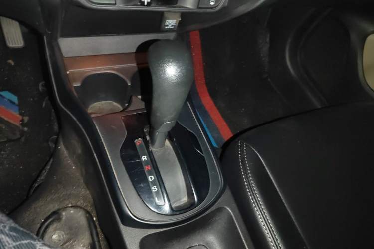 Used Honda City 2015 1.5L CVT Comfort Version Gear Lever