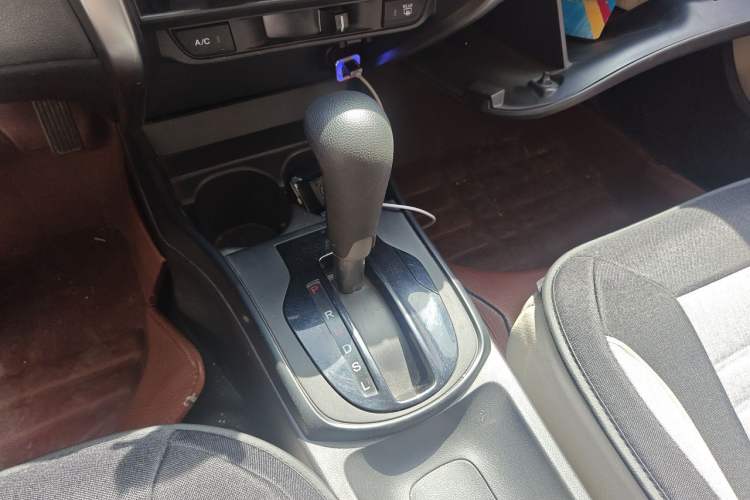 Used Honda City 2015 1.5L CVT Comfort Version Gear Lever