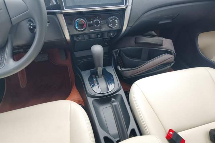 Used Honda City 2015 1.5L CVT Comfort Version Gear Lever