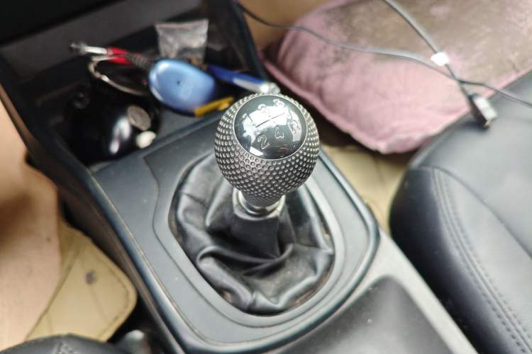 Used Honda City 2015 1.5L manual Comfort version Gear Lever