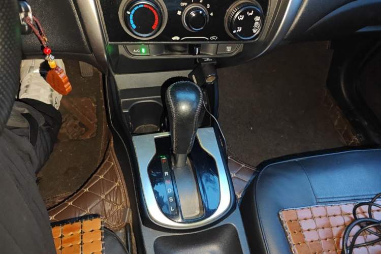 Used Honda City 2015 1.5L CVT Comfort Version Gear Lever