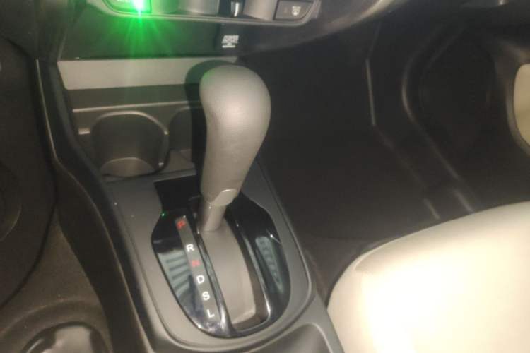 Used Honda City 2015 1.5L CVT Comfort Version Gear Lever