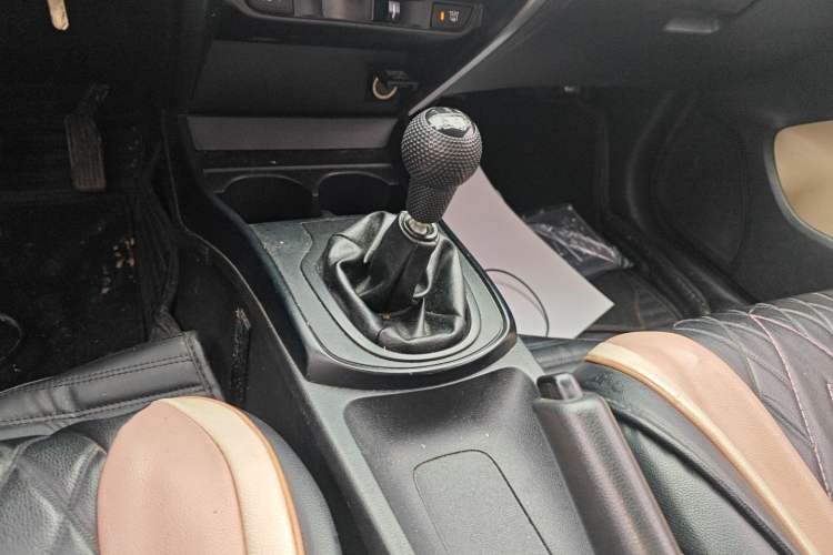 Used Honda City 2015 1.5L Manual Advance Edition Gear Lever
