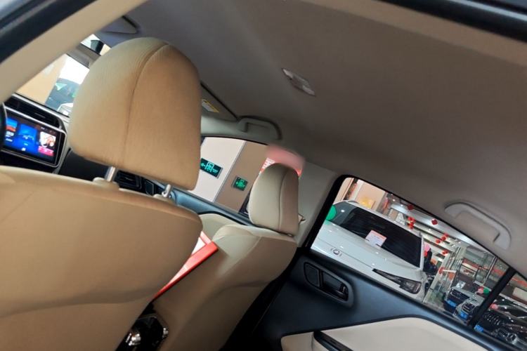Used Honda City 2015 1.5L CVT Comfort Version Headliner