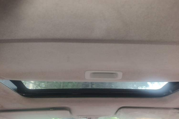 Used Honda City 2015 1.5L CVT Luxury Edition Headliner