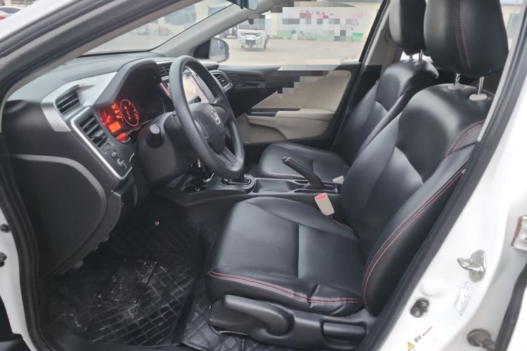 Used Honda City 2015 1.5L manual Comfort version Interior 1