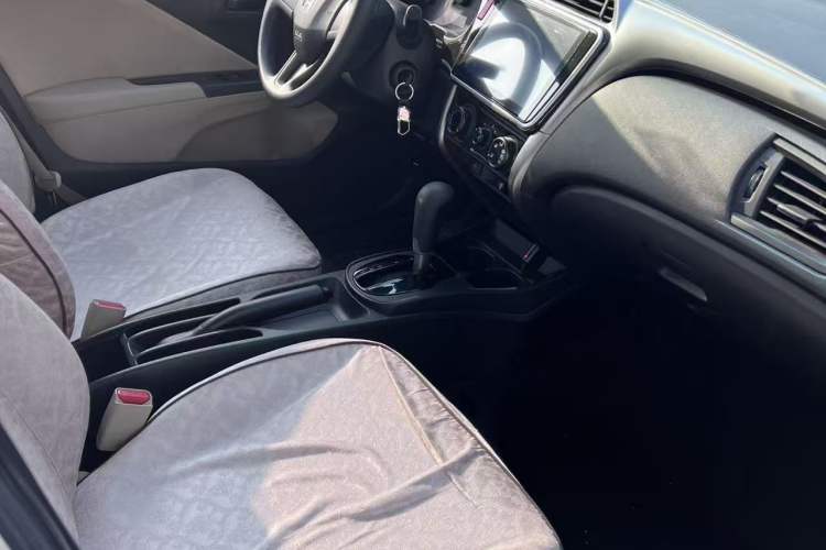 Used Honda City 2015 1.5L CVT Comfort Version Interior 2