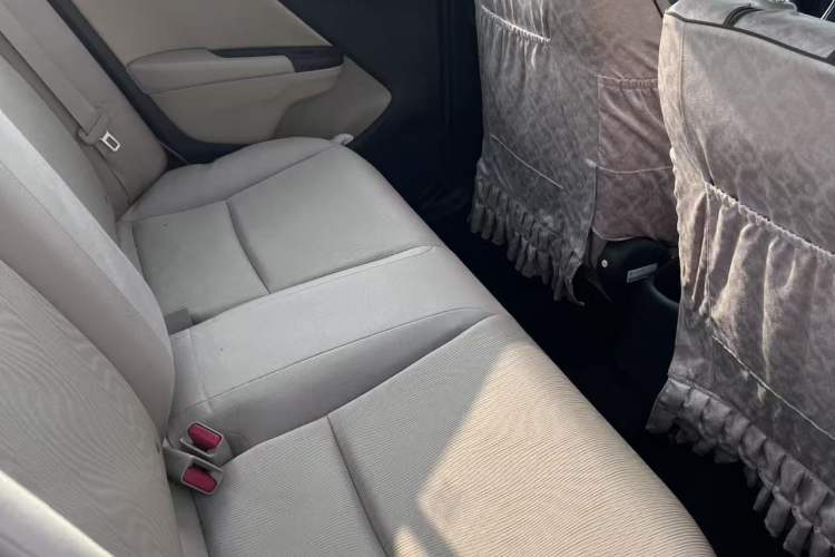 Used Honda City 2015 1.5L CVT Comfort Version Interior 3