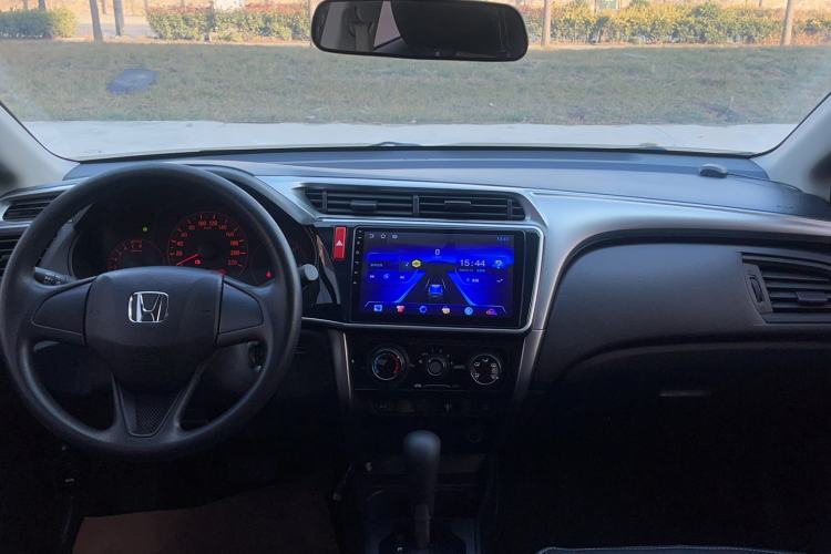 Used Honda City 2015 1.5L CVT Comfort Version Interior 4