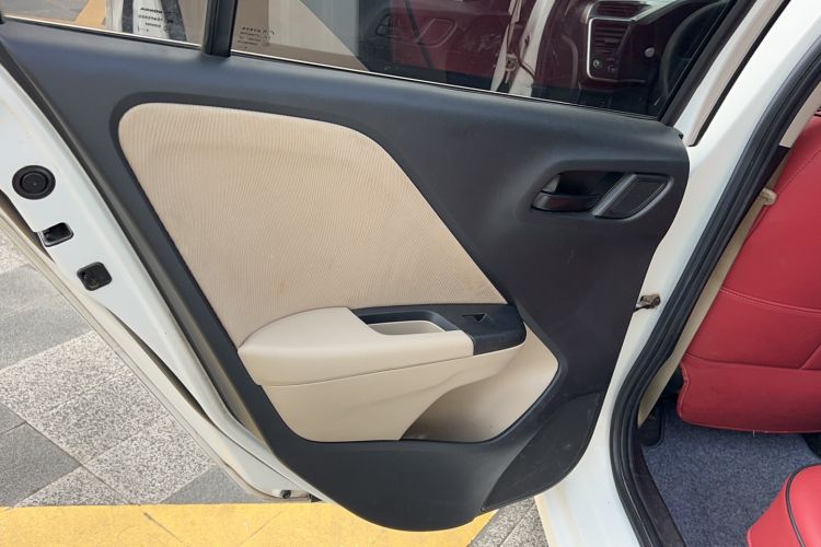 Used Honda City 2015 1.5L CVT Comfort Version Interior 5