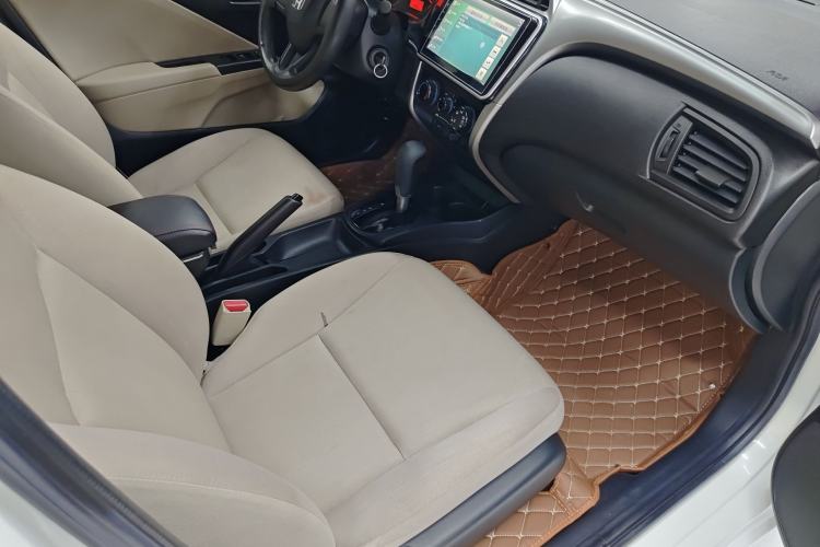 Used Honda City 2015 1.5L CVT Comfort Version Interior 6