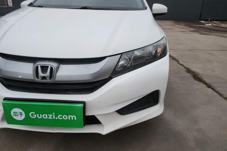 Used Honda City 2015 1.5L manual Comfort version Left Front Headlight