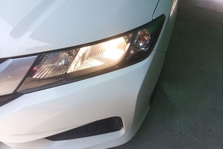 Used Honda City 2015 1.5L CVT Comfort Version Left Front Headlight
