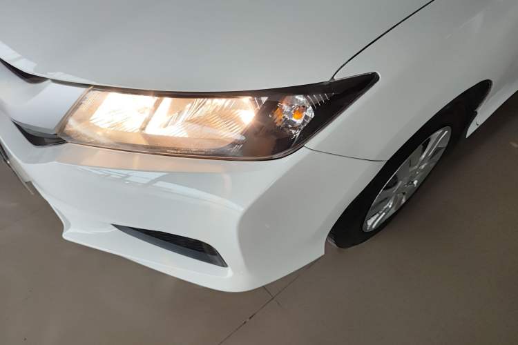 Used Honda City 2015 1.5L CVT Comfort Version Left Front Headlight