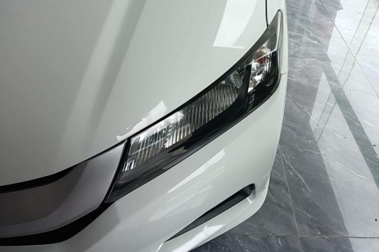 Used Honda City 2015 1.5L CVT Comfort Version Left Front Headlight