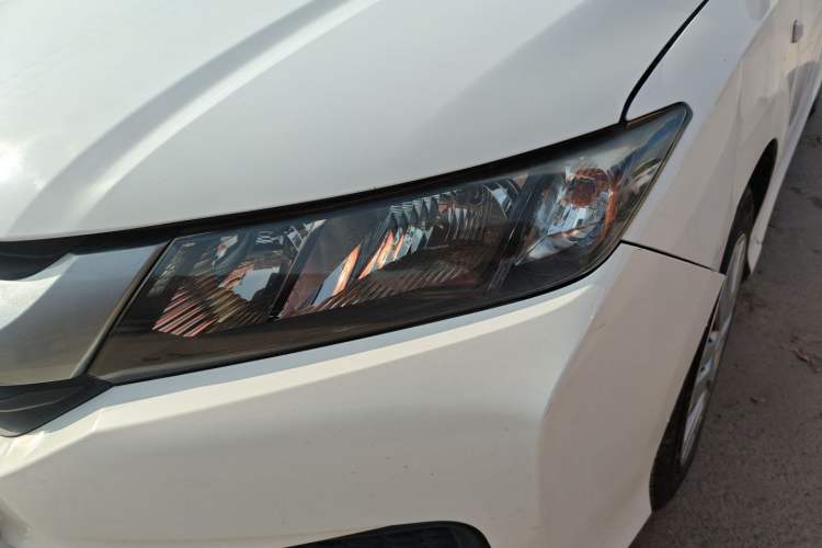 Used Honda City 2015 1.5L manual Comfort version Left Front Headlight