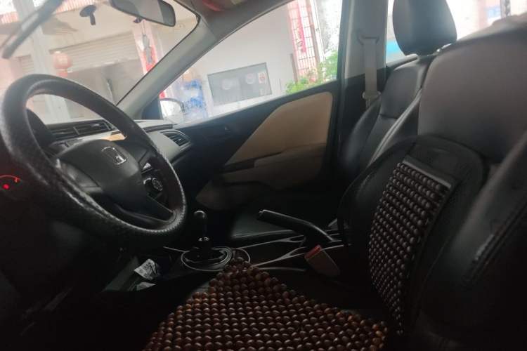 Used Honda City 2015 1.5L Manual Advance Edition Left Front Seat
