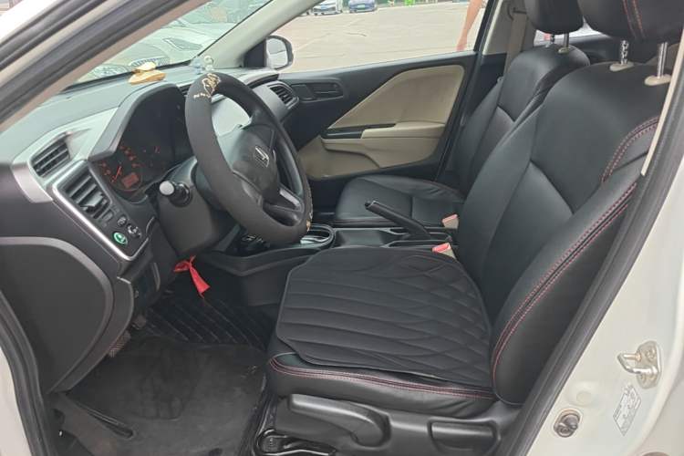 Used Honda City 2015 1.5L CVT Comfort Version Left Front Seat