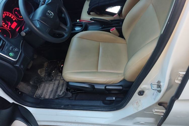 Used Honda City 2015 1.5L CVT Comfort Version Left Front Seat