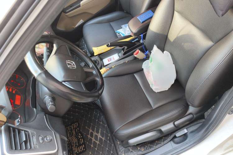 Used Honda City 2015 1.5L Manual Advance Edition Left Front Seat