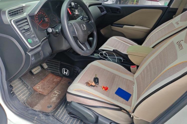 Used Honda City 2015 1.5L CVT Comfort Version Left Front Seat