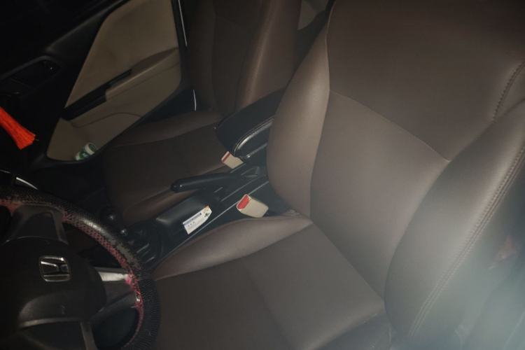 Used Honda City 2015 1.5L manual Comfort version Left Front Seat