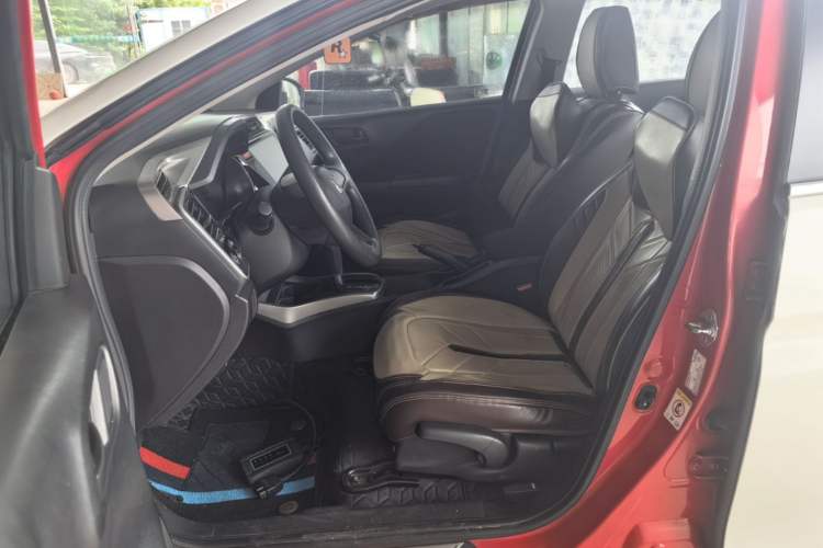 Used Honda City 2015 1.5L CVT Luxury Edition Left Front Seat