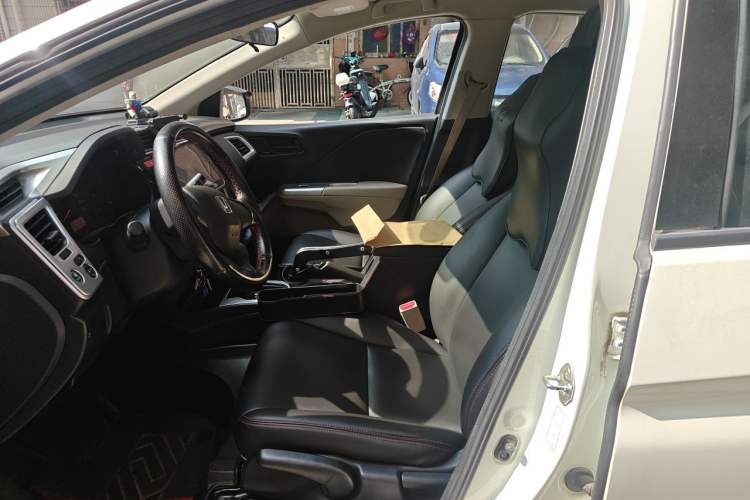 Used Honda City 2015 1.5L CVT Comfort Version Left Front Seat