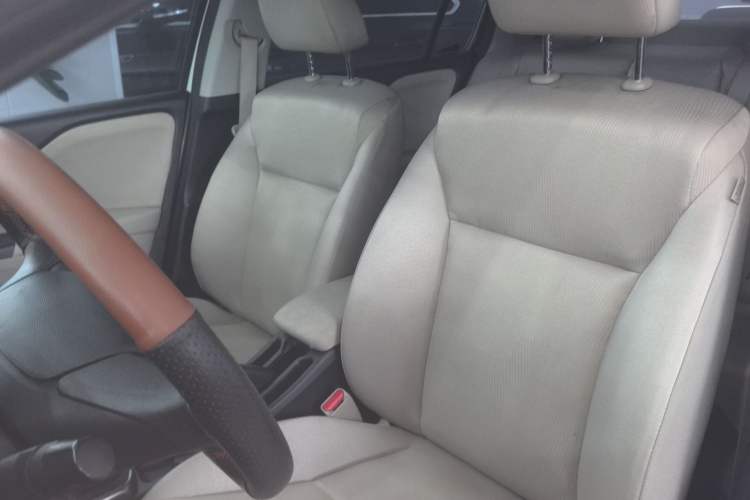 Used Honda City 2015 1.5L CVT Luxury Edition Left Front Seat