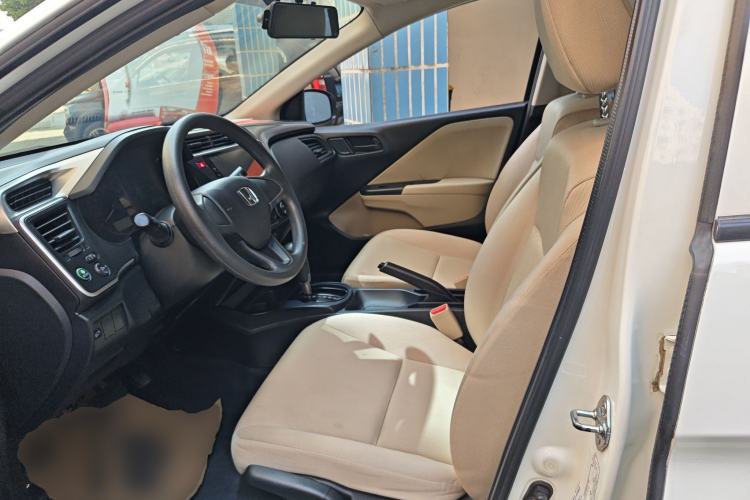 Used Honda City 2015 1.5L CVT Comfort Version Left Front Seat