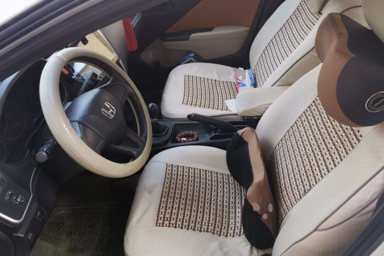 Used Honda City 2015 1.5L manual Comfort version Left Front Seat