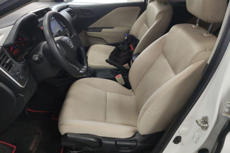 Used Honda City 2015 1.5L manual Comfort version Left Front Seat