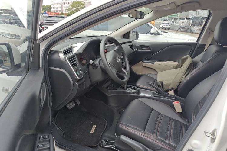 Used Honda City 2015 1.5L CVT Comfort Version Left Front Seat