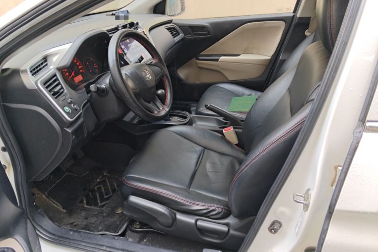Used Honda City 2015 1.5L CVT Comfort Version Left Front Seat