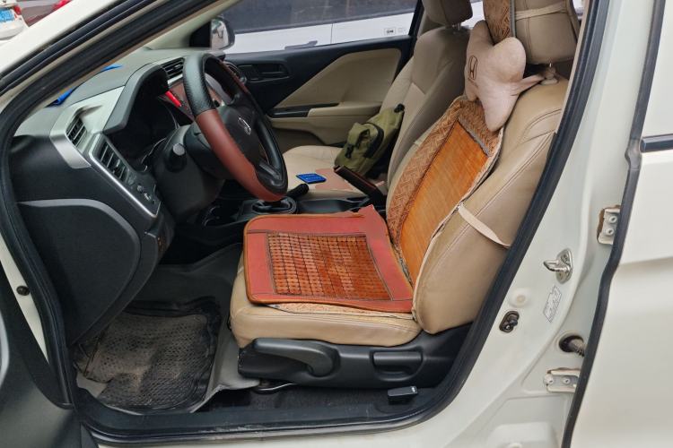 Used Honda City 2015 1.5L manual Comfort version Left Front Seat