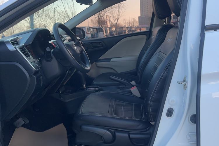 Used Honda City 2015 1.5L CVT Comfort Version Left Front Seat
