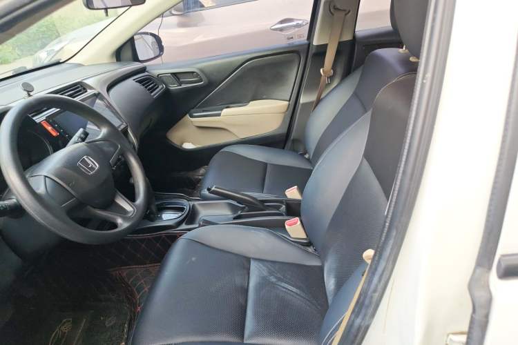 Used Honda City 2015 1.5L CVT Comfort Version Left Front Seat