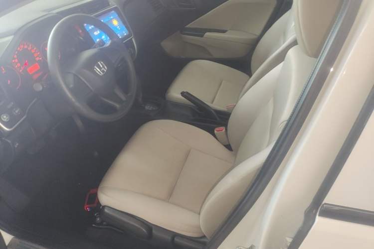 Used Honda City 2015 1.5L CVT Comfort Version Left Front Seat
